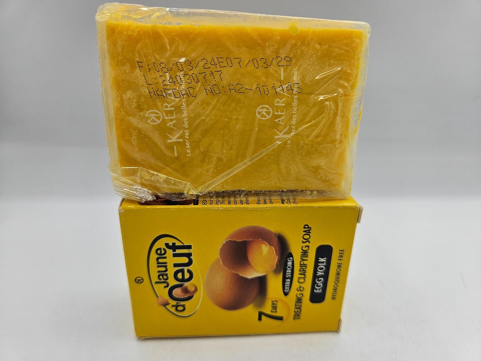 Jaune d'Oeuf Savon anti taches concentré clarifiant et efficace – Image 4