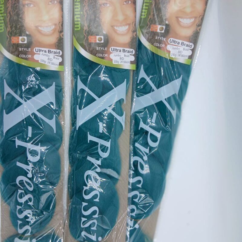 3 Pieces X-pression premium Ultra Braid jumbo braid synthetique. couleur  BD et 100g 60cm